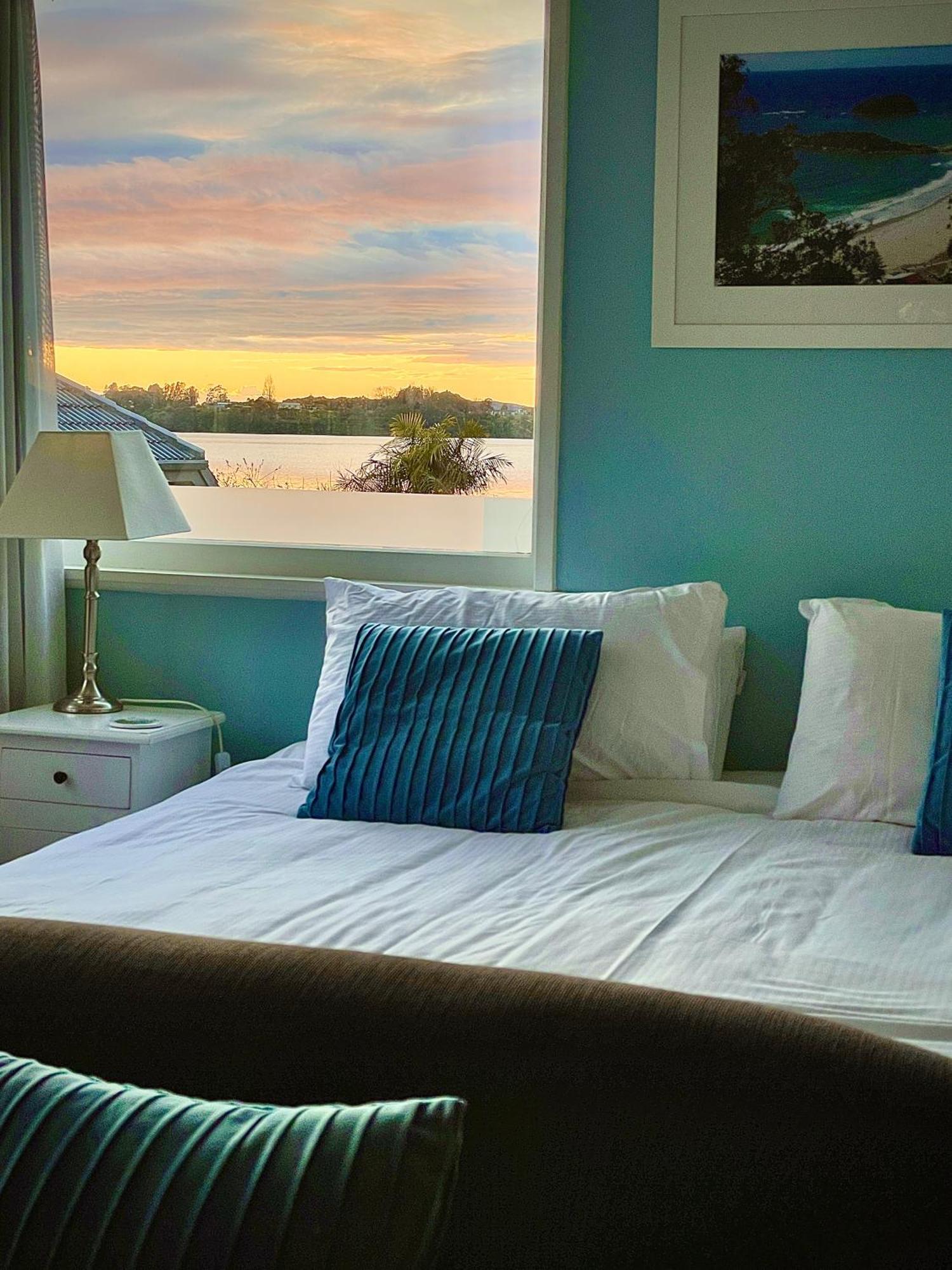 טאורנגה Harbour View Motel And Waterfront Apartments מראה חיצוני תמונה