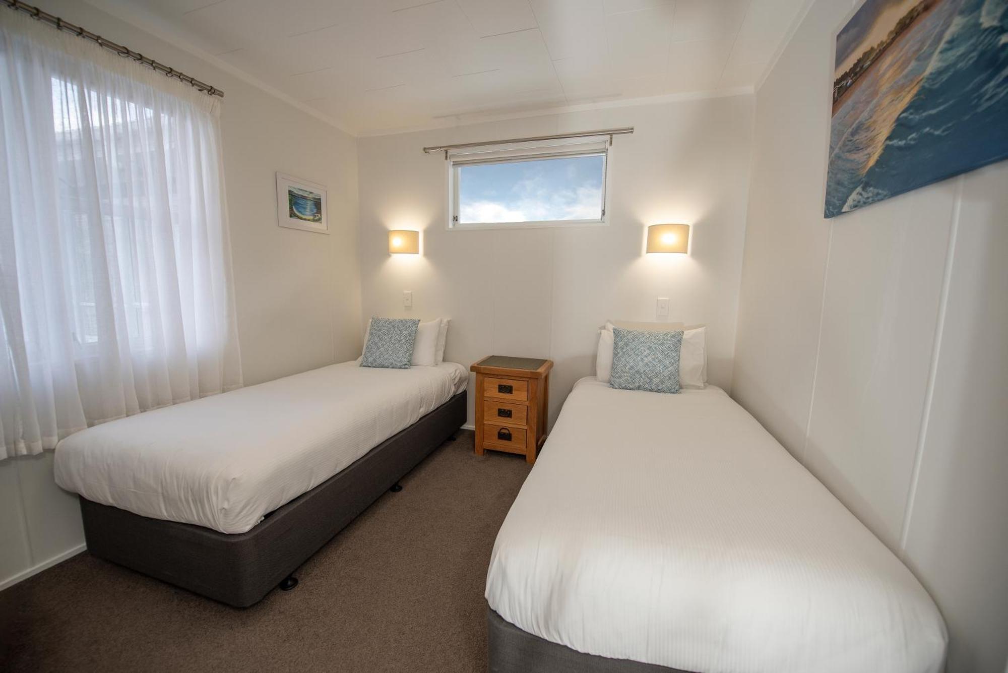טאורנגה Harbour View Motel And Waterfront Apartments מראה חיצוני תמונה