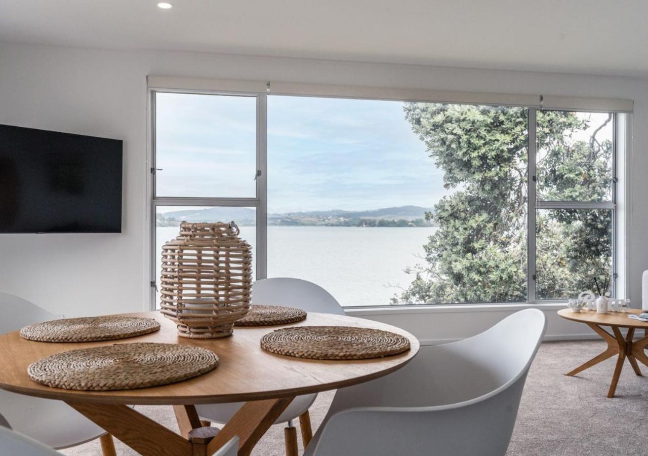 טאורנגה Harbour View Motel And Waterfront Apartments מראה חיצוני תמונה