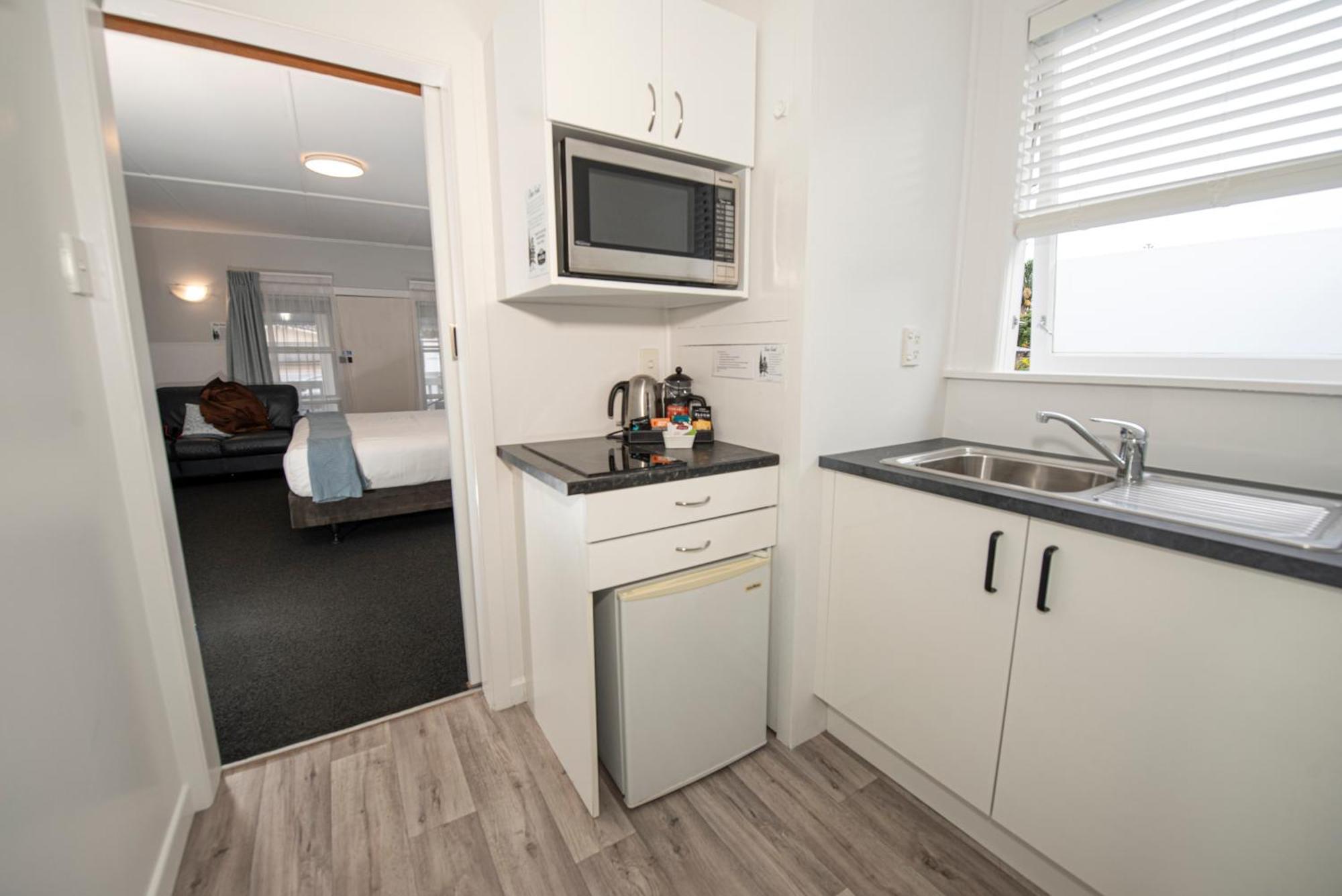 טאורנגה Harbour View Motel And Waterfront Apartments מראה חיצוני תמונה