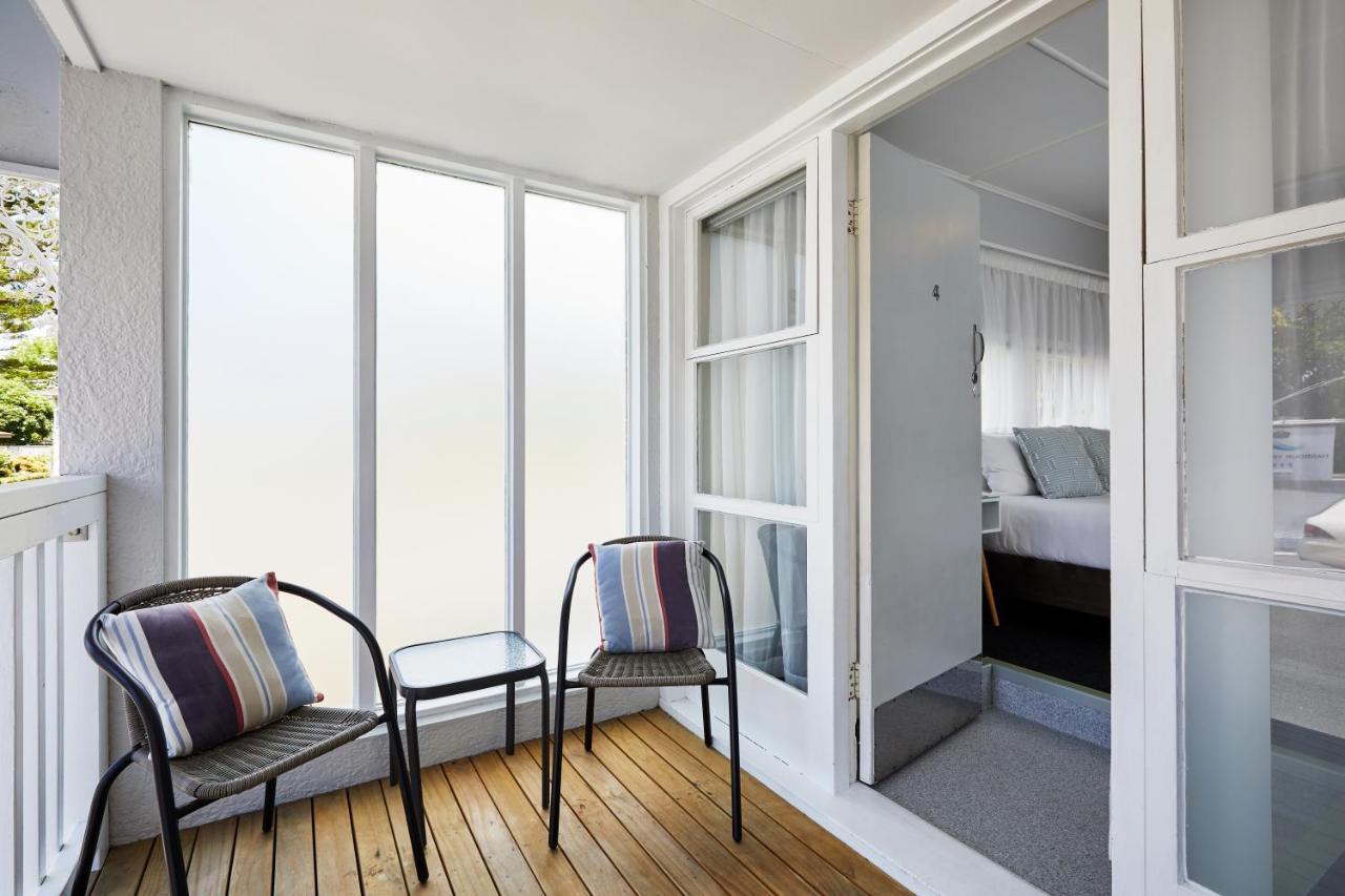 טאורנגה Harbour View Motel And Waterfront Apartments מראה חיצוני תמונה